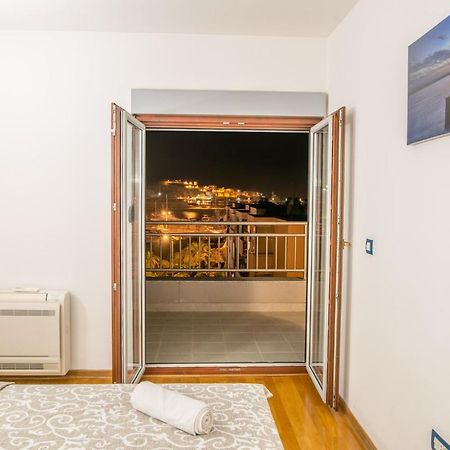 بار Apartment Stefano المظهر الخارجي الصورة