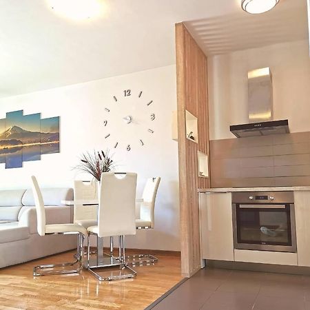 بار Apartment Stefano المظهر الخارجي الصورة
