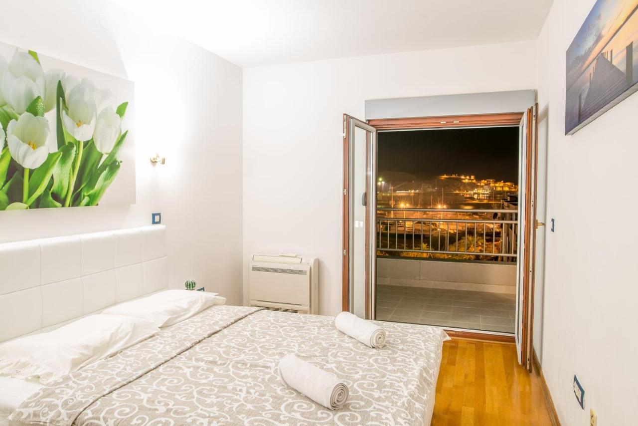 بار Apartment Stefano المظهر الخارجي الصورة