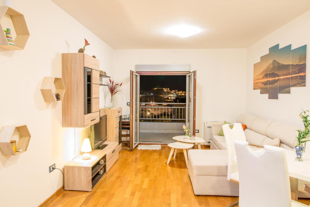 بار Apartment Stefano المظهر الخارجي الصورة