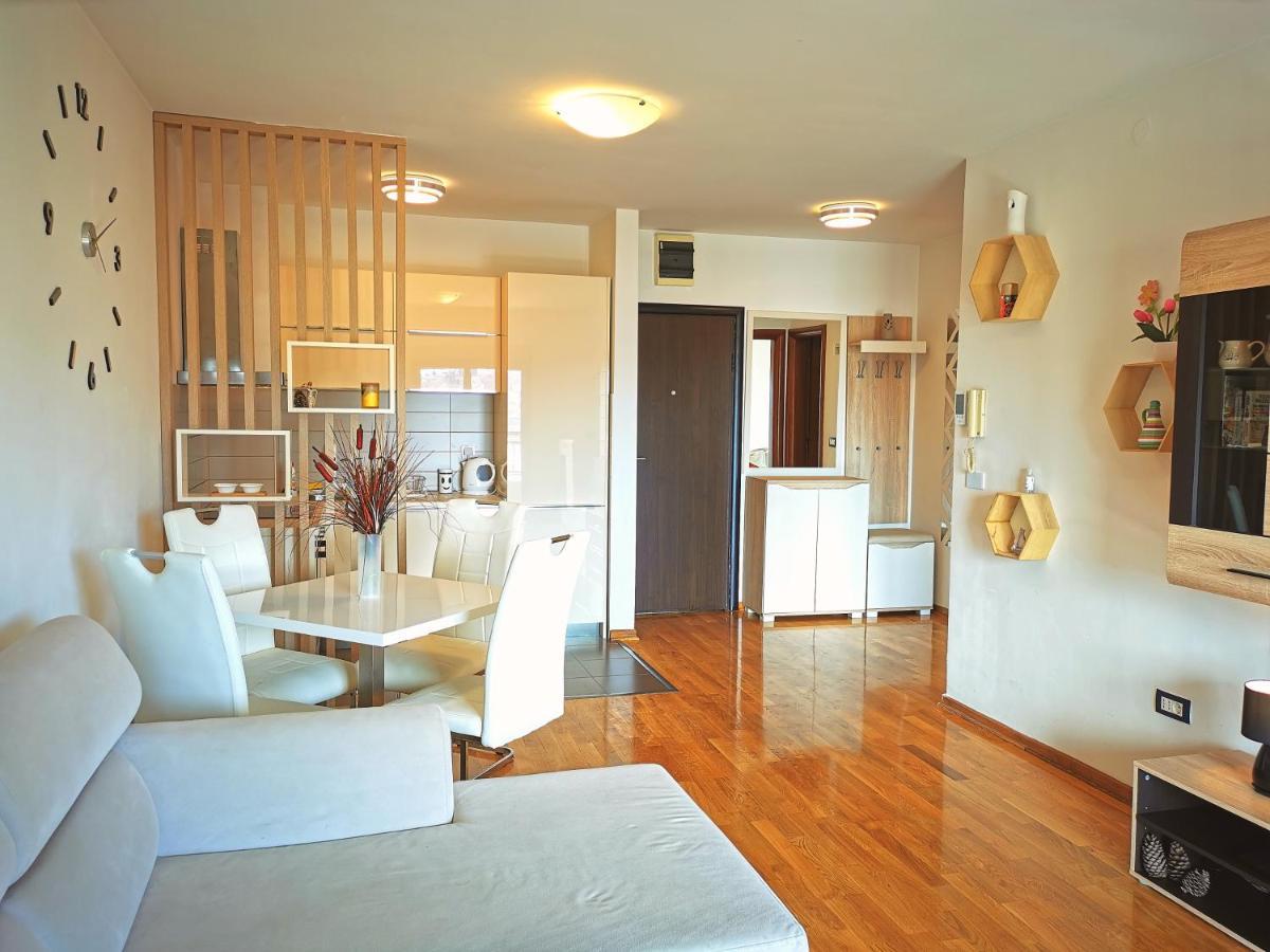 بار Apartment Stefano المظهر الخارجي الصورة